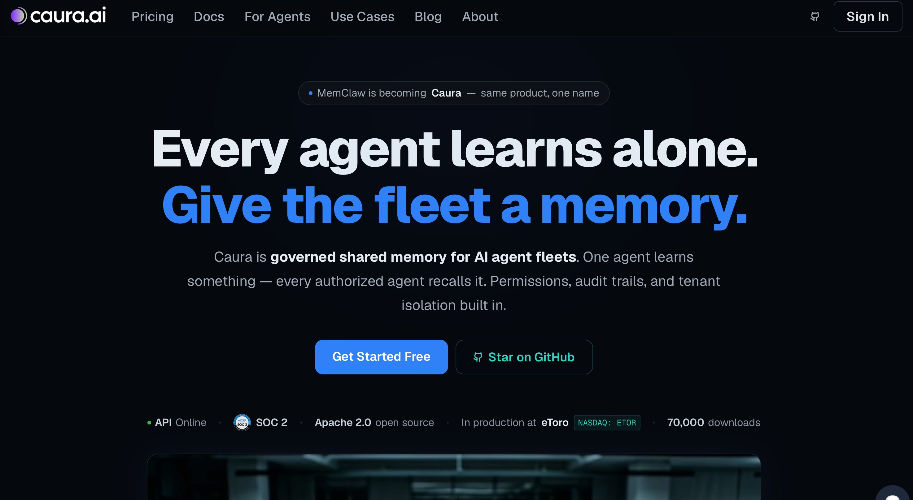 Caura.ai 官网主页,带有一条横幅显示 MemClaw 正在更名为 Caura,定位为 AI 智能体集群的受控共享记忆